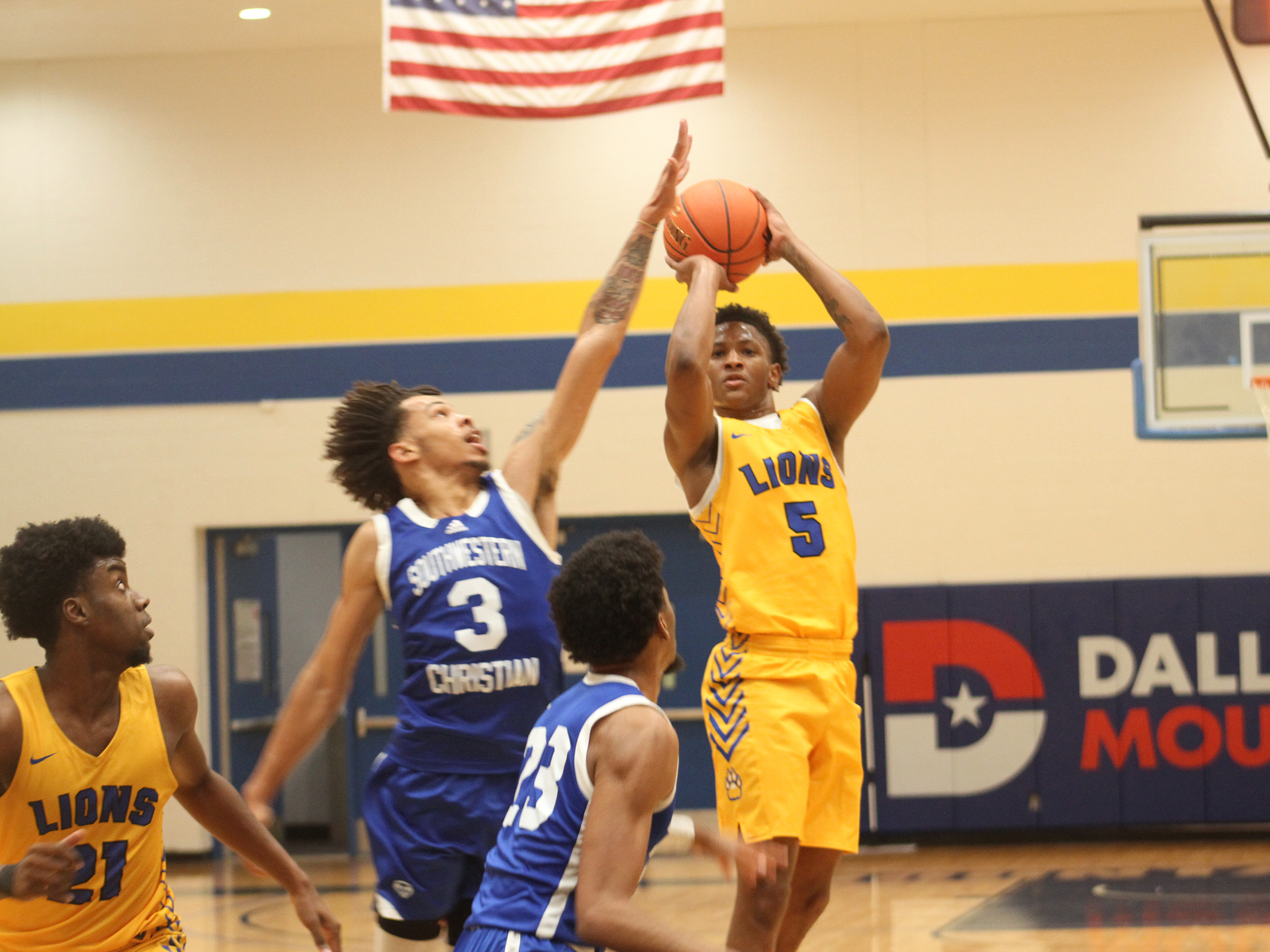 Men's Basketball Wins 4th Straight, Resume DAC Play Saturday